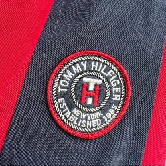 Tommy Hilfiger 3-in-1 All Weather Systems Jacket Women’s Size XL - Picture 10 of 11